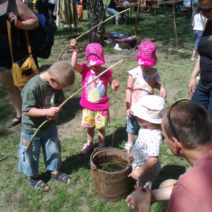 Fúzfa halacska, horgász ügyességi játék